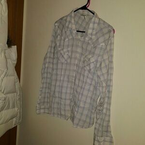 Aeropostale plaid button up long sleeved shirt. Xl
